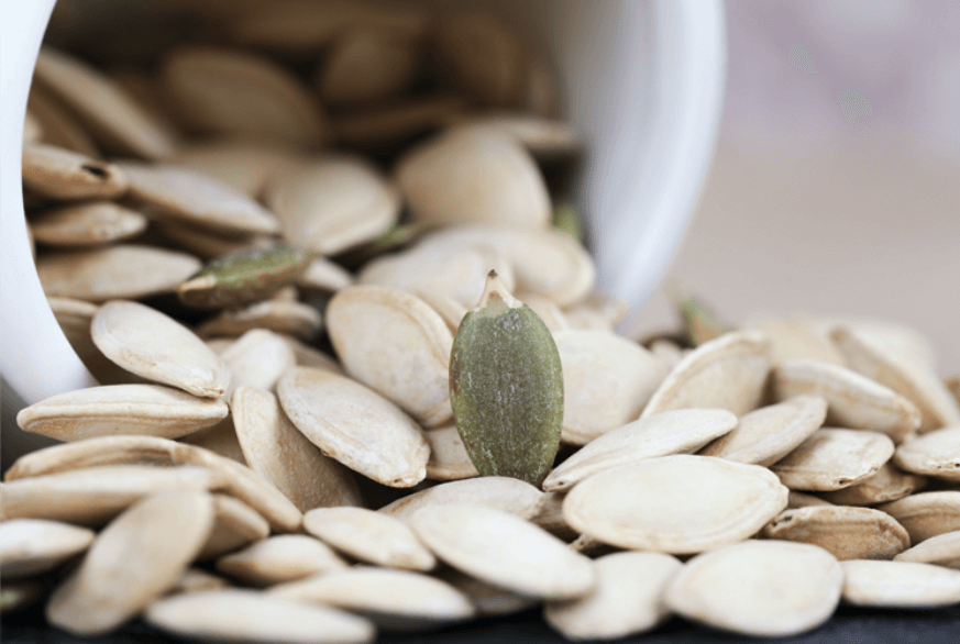 Health benefits of eating raw pumpkin seeds